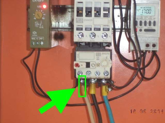 Vento: 1 m/s DADOS TERMOGRÁFICOS Informações sobre o componente Temperaturas Encontradas (ºC) Defeito: Aquecimento Conexão Saida do Rele Termico Fase R Tipo de Componente: RELE TÉRMICO Parte: Conexão