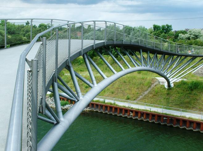 b) Ripshorster Bridge,