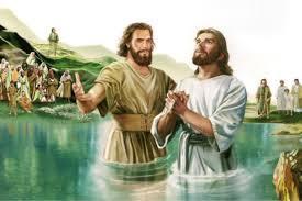 BATISMO DE JESUS NAS ÁGUAS Jesus Cristo, inicia o seu ministério a partir do seu batismo nas águas no rio Jordão, realizada por João Batista, passando pela tentação no deserto e no chamado gradual de