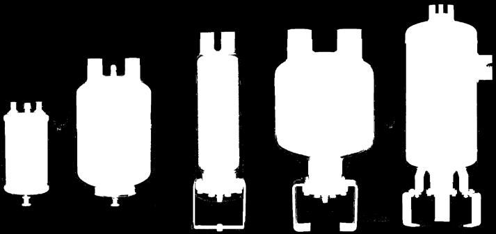 O separador de óleo recupera com grande eficiência o óleo do gás de descarga e o devolve ao cárter do compressor ou ao sistema de controle de óleo por meio de uma válvula de alta