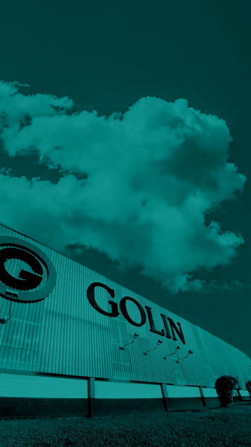 Área Golin Golin s area 41.000 m2 441.320.33 ft2 Área total do terreno Guarulhos : 41.000 m2 Total area of Guarulhos site: 441.320,33 ft2 14.000 m2 150.320.33 ft2 Área total construída para a fábrica de tubos: 14.
