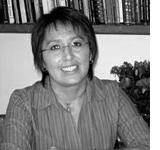 Valeria Betancourt - Socióloga com especialização em Comunicação e Estudos Culturais. Nascida e morando no Equador, é uma ativista na área de TICs para o desenvolvimento e a justiça social.
