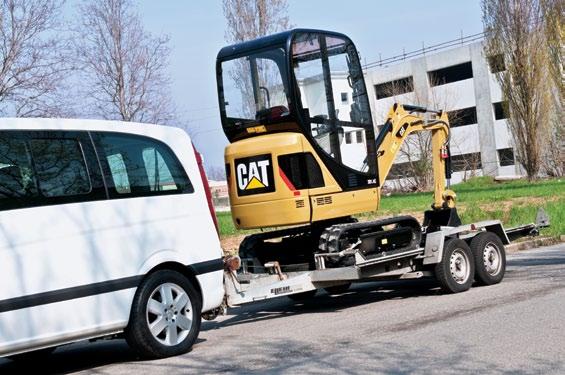 4C é fácil de transportar num reboque convencional montado numa carrinha de caixa aberta ou numa furgoneta.