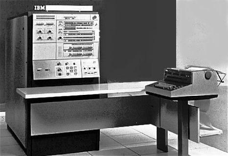 300 somas e 100 multiplicações por segundo Os computadores criados entre 1940 e 1959 são considerados COMPUTADORES DE 1 a GERAÇÃO HISTÓRICO 2 a geração TRANSISTOR 1947 BELL Labs William Shockley 100