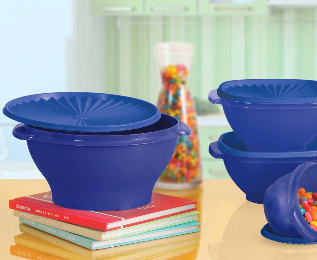 Quer ganhar todos estes produtos? Abra as portas da sua casa para uma EXPERIÊNCIA TUPPERWARE! Converse com uma Revendedora Autônoma e saiba como.