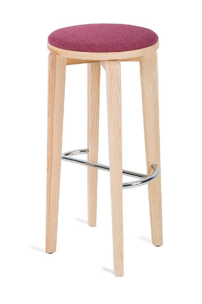 UPHOLSTERED STOOLS STOOLS Poly Collection ms contract ms design team Poly Collection ms contract ms design team PY002 PY002 04 05 PY001 PY001 SEAT ASSENTO SIÈGE ASIENTO: NATURAL BEECH +
