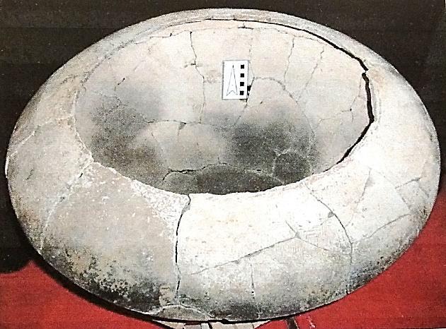 Figuras 116-118: Urna corrugada
