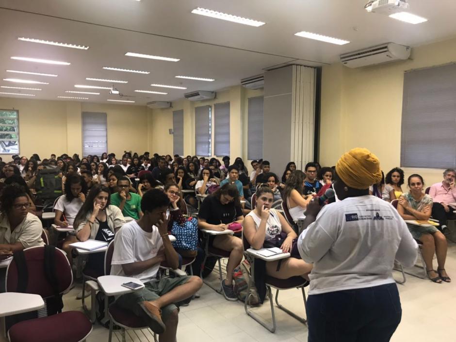 Publicado em Escola Politécnica de Saúde Joaquim Venâncio (http://www.epsjv.fiocruz.