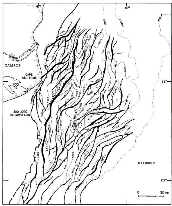 CAPÍTULO IV - SUMÁRIO GEOLÓGICO DA BACIA DE CAMPOS Arcabouço Estrutural O refletor mapeado pela Petrobrás a principio parece corresponder ao topo dos basaltos, porem o mesmo refletor pode