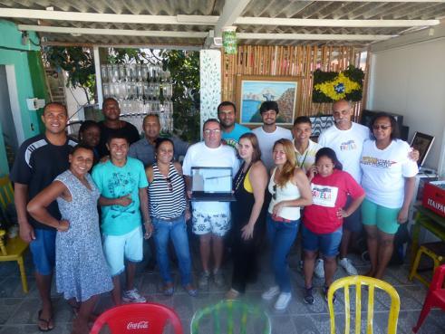 86 e 87: Duas reuniões que participei do CONTUR em 2015: a primeira no Sebrae e a segunda, apenas com os moradores-empreendores, em um hostel no Chapéu Mangueira. Fonte: fotos do autor, 2015. Fig.