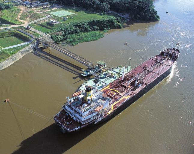 4 / Informativo da ABEL Petrobras: leasing apóia expansão Estatal do petróleo anuncia projetos de ampliação da frota de navios-tanque, barcos de apoio e plataformas de perfuração e extração.