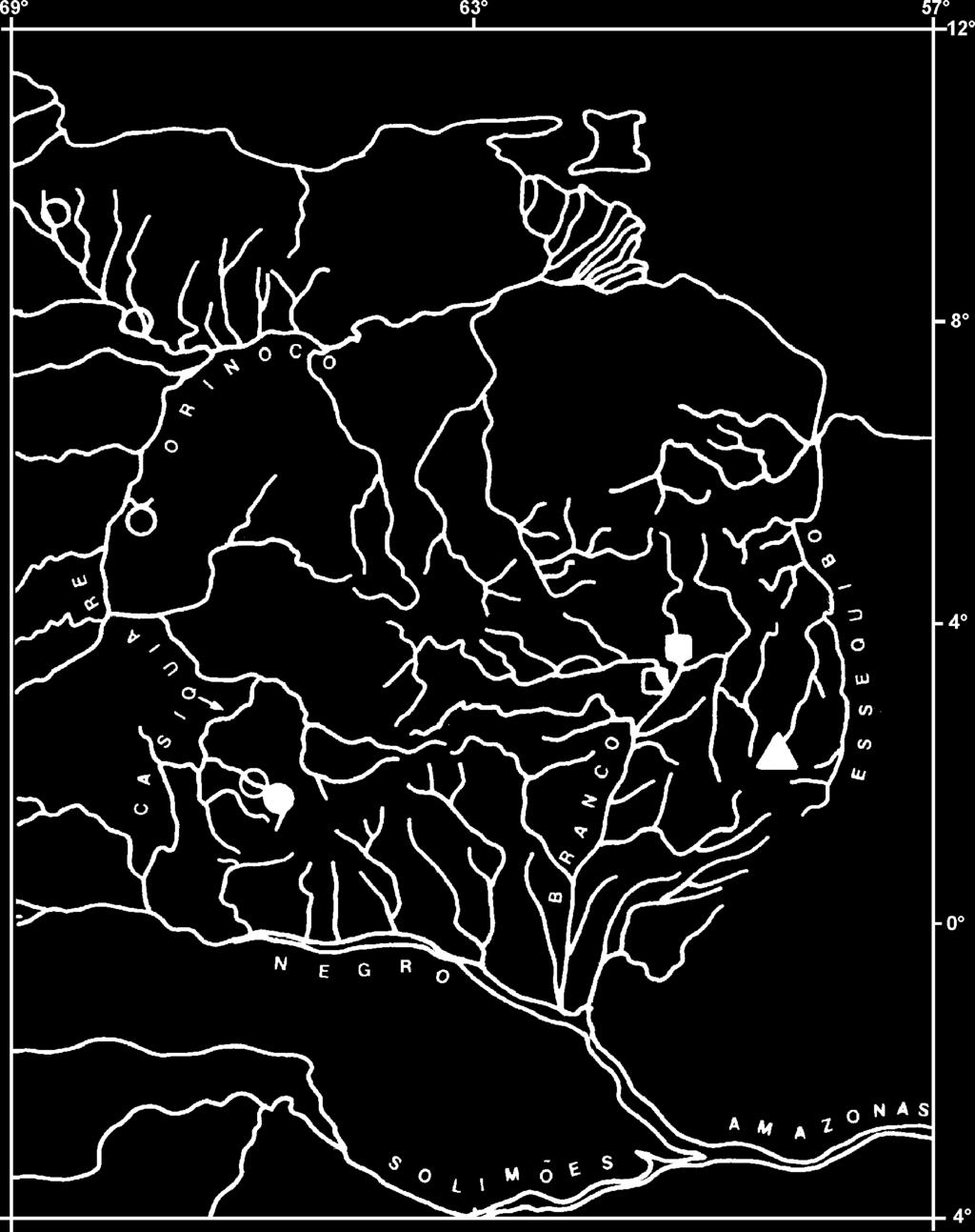 PAP. AVULS ZOOL. 43(1), 2003 3 Astyanax clavitaeniatus sp. n. Figuras 1 e 2, Tabelas 1 e 3 Holótipo: MZUSP 5146, 48,3 mm CP. Surumu, rio Surumu (aprox. 03 30 N-60 25 W), Roraima, Brasil, x.1966, col.