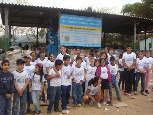 O projeto busca conscientizar e educar estudantes do ensino fundamental e médio das escolas do município e da região sobre a importância do meio ambiente, a preservação, recuperação e o