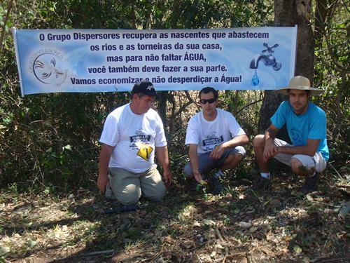 Daí a importância do trabalho da ONG Grupo Dispersores em produzir mudas nativas para reflorestamento e