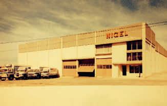 A NIGEL tem neste momento cerca de 100 pessoas ao seu serviço, tratando-se de uma equipa qualificada e experiente, desde o sector da selecção da matéria-prima até à