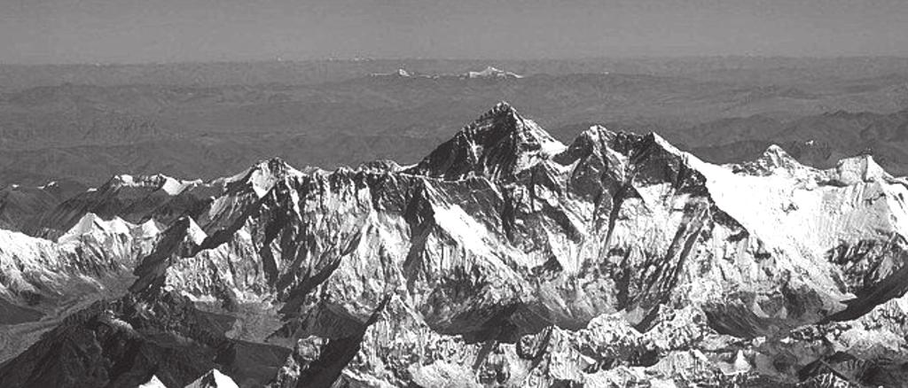 (G060213F5) Observe a imagem abaixo. Cordilheira do Himalaia Disponível em: <http://goo.gl/b716ic>. Acesso em: 27 jan. 2016.