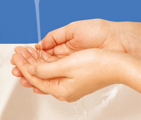 Lave bem as mãos com água corrente e sabão e seque-as com uma toalha lavada. Aquando da administração recomenda-se que esteja deitado ou encostado.