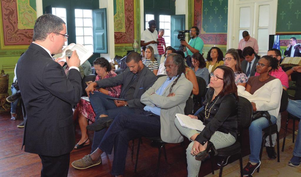 Vereadores e assessores da Casa Legislativa participaram da atividade, realizada em parceria com a Escola do Tribunal Regional Eleitoral (TRE).