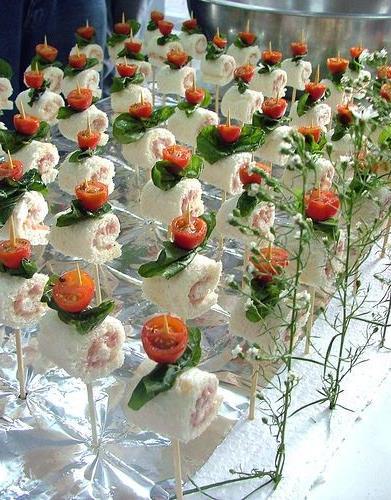 espinafre, decoração de azeitonas,