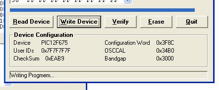 O ficheiro HEX é gerado automaticamente pelo MPLAB-IDE após compilação do programa.