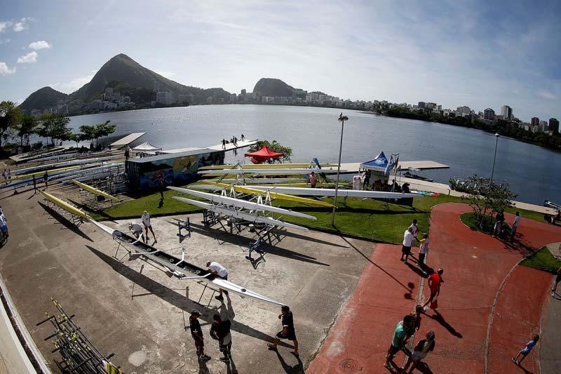 IMAGENS DO EVENTO Barcos em preparação