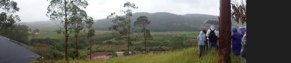 sedimentar, formado pela planície e o planalto, sendo essa mais suscetível a erosão do que aquela, há nitidamente, na paisagem, uma diferença de altitude, sendo o Platô de Santa Isabel mais alto do