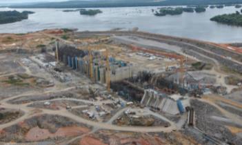Projetos em construção: Renováveis e Liberalizado Belo Monte 15 Parques