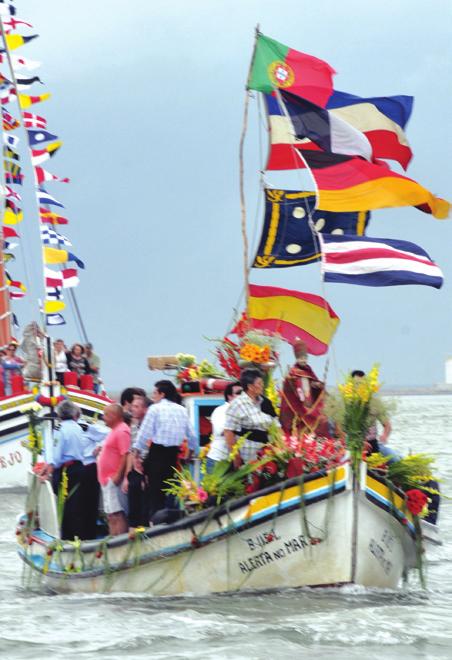 29 de Junho terça-feira várias vezes ao dia 10h30 - Romagem ao Cemitério de São Sebastião Homenagem aos Pescadores e elementos da Comissão de Festas já falecidos junto ao Monumento 17h30 -