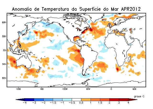 favorecimento que a situação de seca se prolongue pelo menos até final do ano. Figura 12. Evolução das anomalias de TSM de abril e maio de 2012.