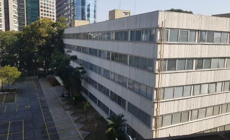 RESULT ESTUDOS DE CASO Complexo Centenário Plaza Adquirido em julho de 2017, o complexo composto por duas torres de escritórios comerciais totalizando 53.