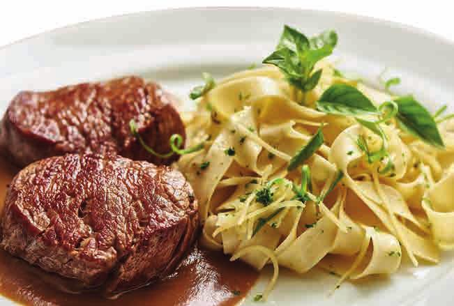 Bife Ancho com redução de vinho e risoto de grana padano FILÉ FETTUCCINE PARMA 78,90 Filé grelhado