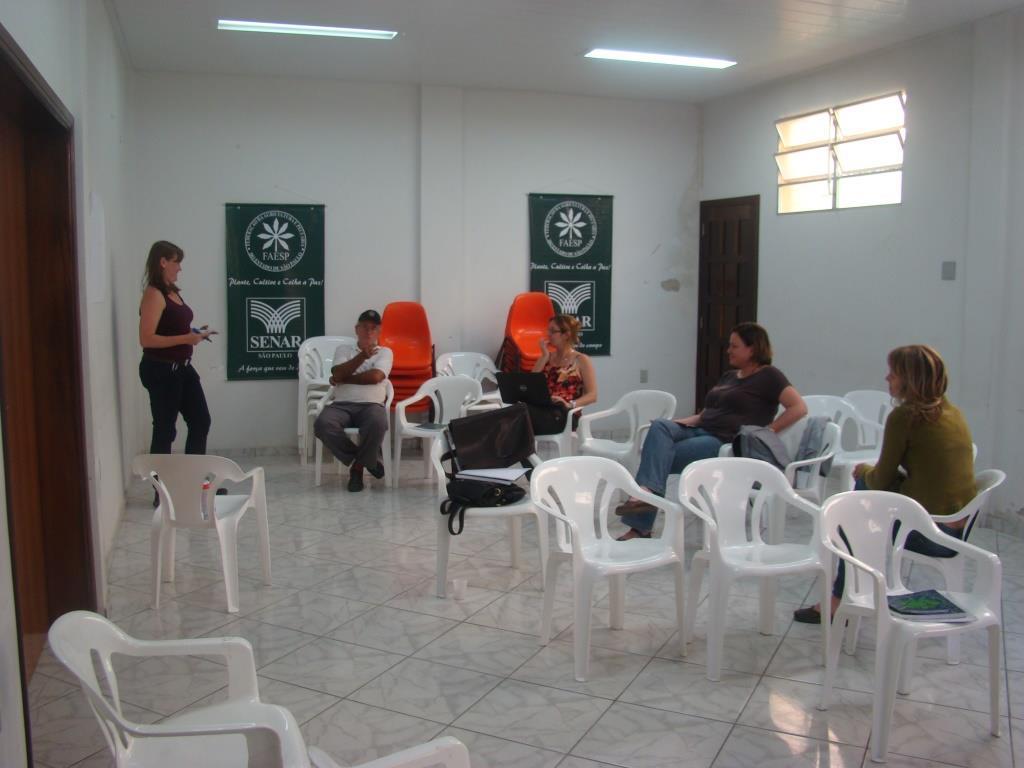 RELATO OFICINA REGIONAL PORTAL DO VALE Sindicato Rural, Juquiá 31/10/13 A oficina faz parte do projeto Elaboração de estratégia para implementação de projeto piloto, apoiado pelo Comitê da Bacia