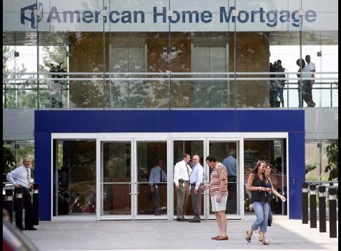 Agosto de 2007 As empresas American Home Mortgage e Ameriquest pedem falência; Até