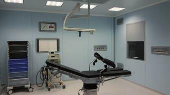 Surgical Units Blocos Operatórios OPERATING ROOMS From the technological standpoint the surgical unit is the core of healthcare facilities.