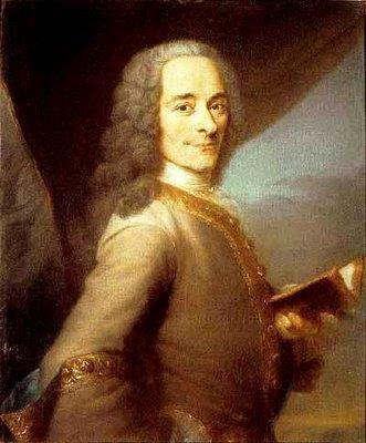 François-Marie Arouet (1694-1778) Voltaire Defendeu uma monarquia esclarecida, isto é, um governo baseado nas ideias dos filósofos, além da liberdade de pensamento e de