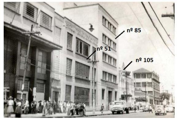 O primeiro, no final da década de 1930, à Rua