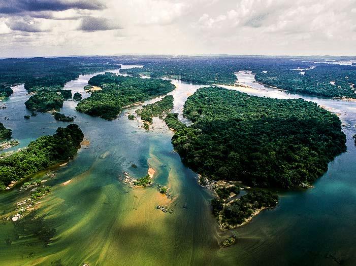 em Mato Grosso e é afluente pela margem direita do rio