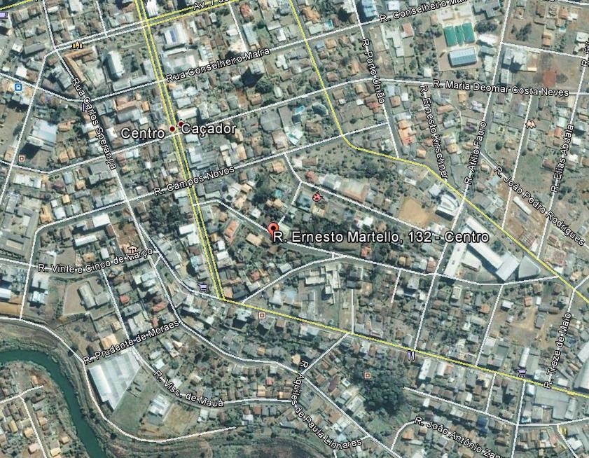 Imagem obtida do Google Earth - data base: 27/10/2013