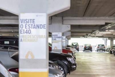 Coluna Estacionamento Aplicação da logomarca e/ou produto da sua empresa nas colunas do estacionamento do pavilhão.