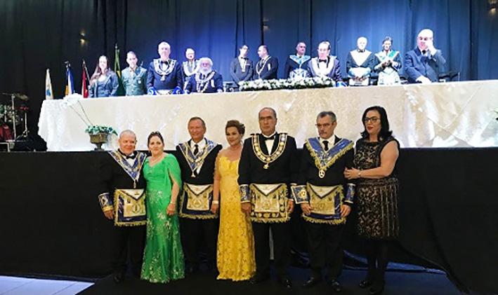 Foto - Blog do Anderson Supremo Conselho na Posse da GLEB Vitória da Conquista - Bahia O Supremo Conselho, atendendo ao honroso convite da Grão-Mestre da Grande Loja Maçônica da Bahia GLEB, fez-se