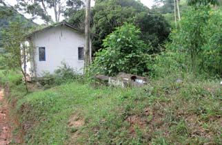 à venda, conhecida como Região do Congo, antigo quilombo, na zona rural de Paty do Alferes.