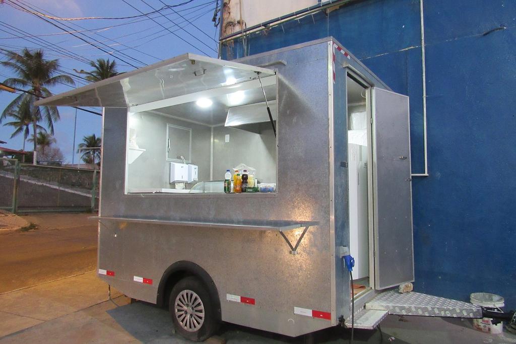 Food Truck sem identidade visual.