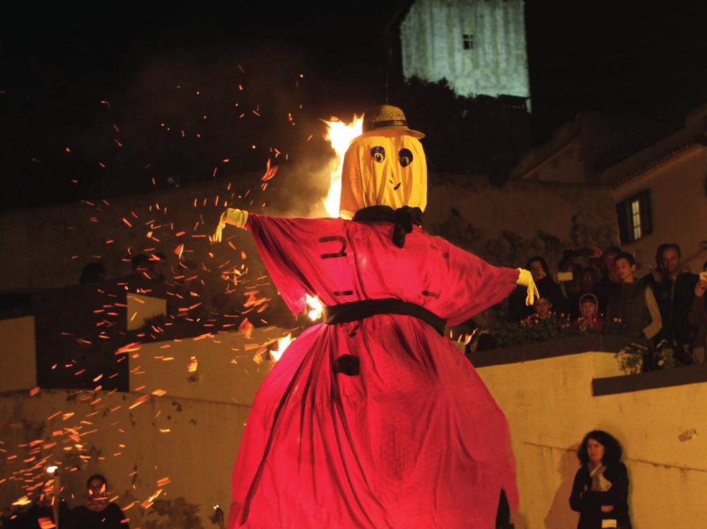 março 31 março (sábado de Aleluia) Centro Histórico de Palmela Queima do Judas Centenas de pessoas queimam o Judas, ritual que anuncia a chegada da primavera queimando os