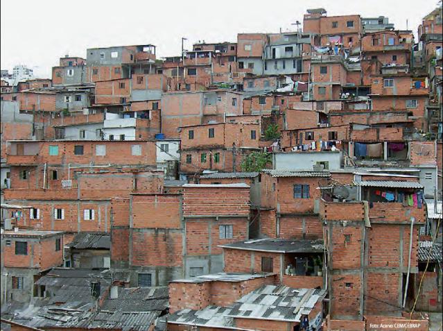 Galpões comerciais e Industriais Agropecuários Públicos Infraestrutura Transporte: estradas, vias urbanas, pontes, tuneis, ferrovias, metrô, pistas de aeropostos, portos Saneamento: