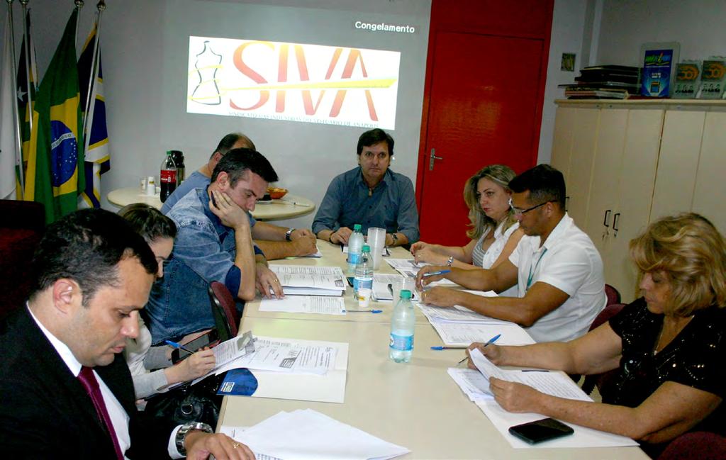 SIVA Entidade presta contas e debate Convenção Coletiva Informativo Sindicato das Indústrias do O Vestuário de Anápolis (SIVA), sob a presidência do empresário Jair Rizzi, realizou no dia 16/05