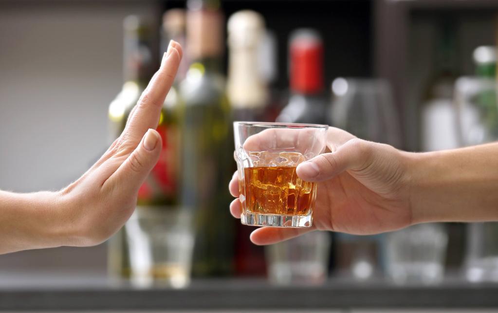 Álcool Evite a qualquer custo ingerir álcool, antes e principalmente após o procedimento.
