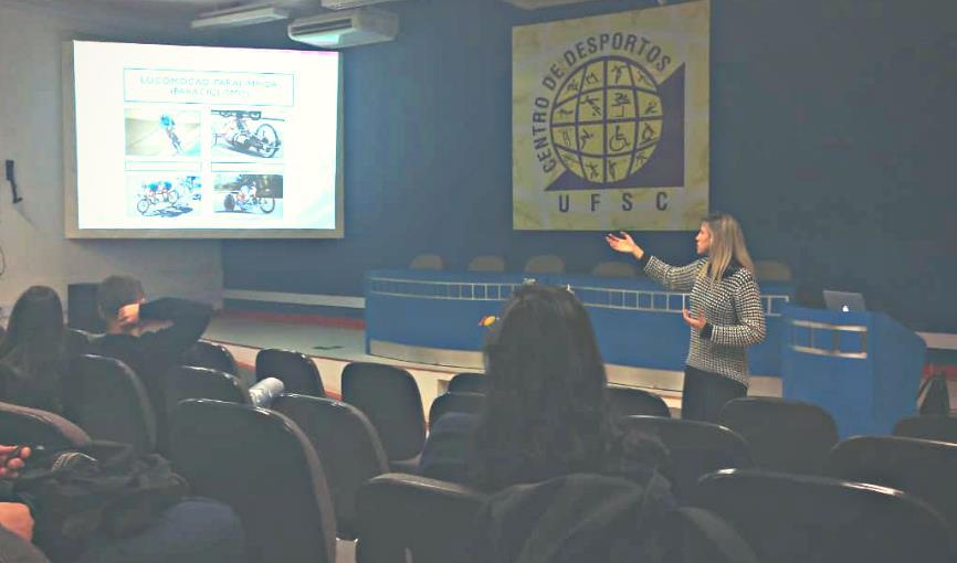 Universidade Federal de Santa Catarina (2018). Estudante de doutorado na School of Exercise and Nutrition Sciences - Queensland University of Technology (Brisbane, QLD, Austrália).