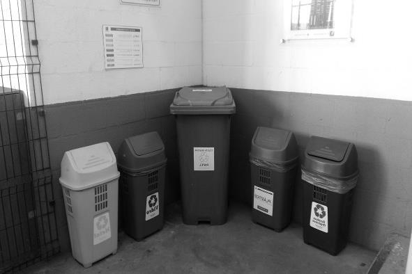 13/47 Os resíduos sólidos provenientes da oficina da manutenção são constituídos de resíduos e I.