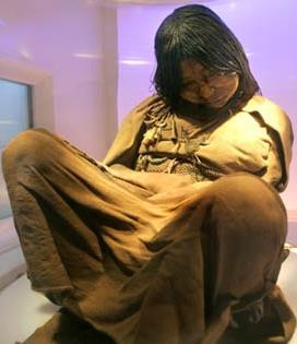 Incas (1200 d.c-1532 d.c) Rituais de sacrifícios Evidenciados pela descoberta das múmias de Llullaillaco.