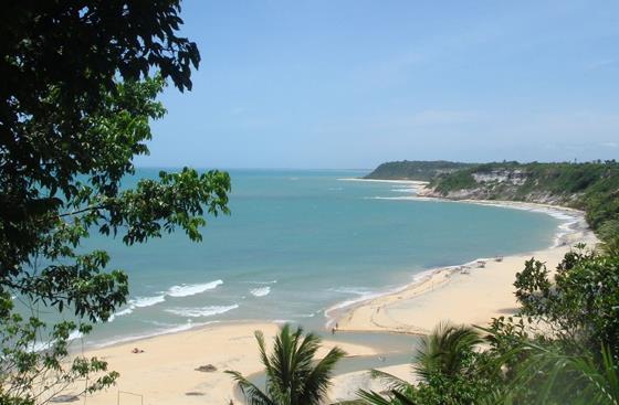 Traços Culturais Culinária Musica Praias